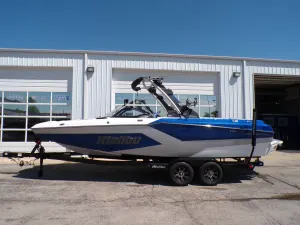 2026-malibu-wakesetter-24-mxz-131746-image3