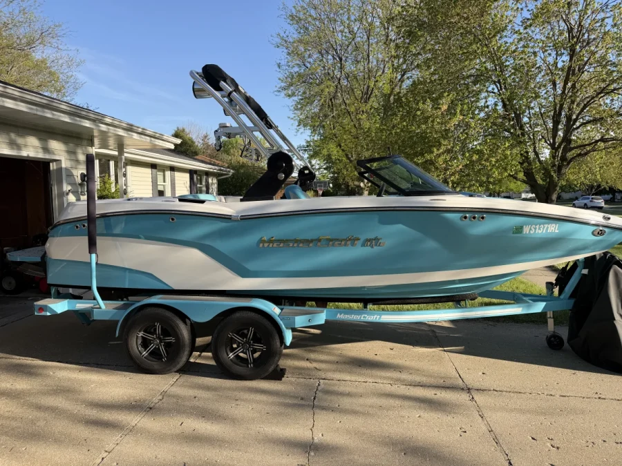 2021-mastercraft-nxt20-136899-image1.webp