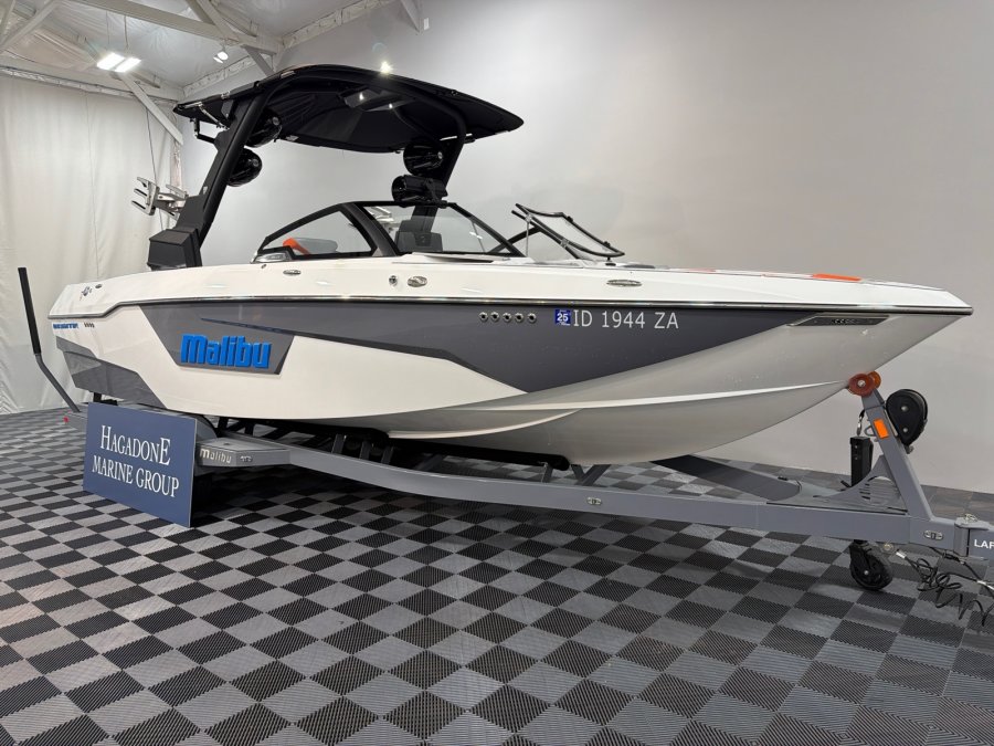 2021-malibu-wakesetter-25-lsv-136905-image2