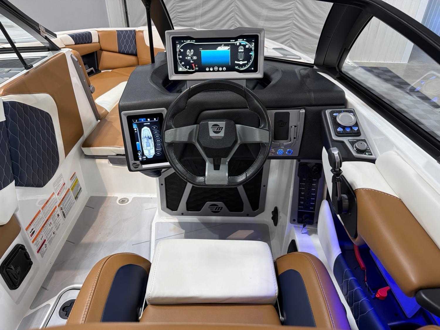 2023 Malibu M220