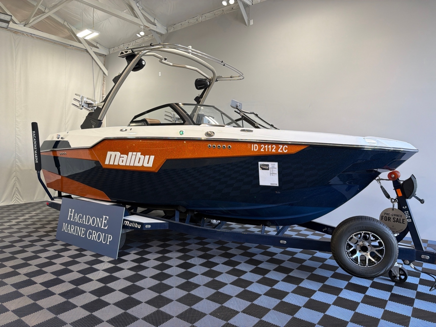 2023 Malibu M220