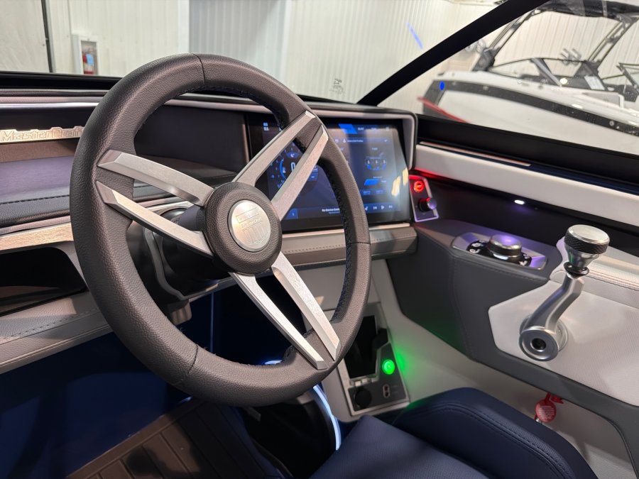 2026-mastercraft-xt24-136908-image16