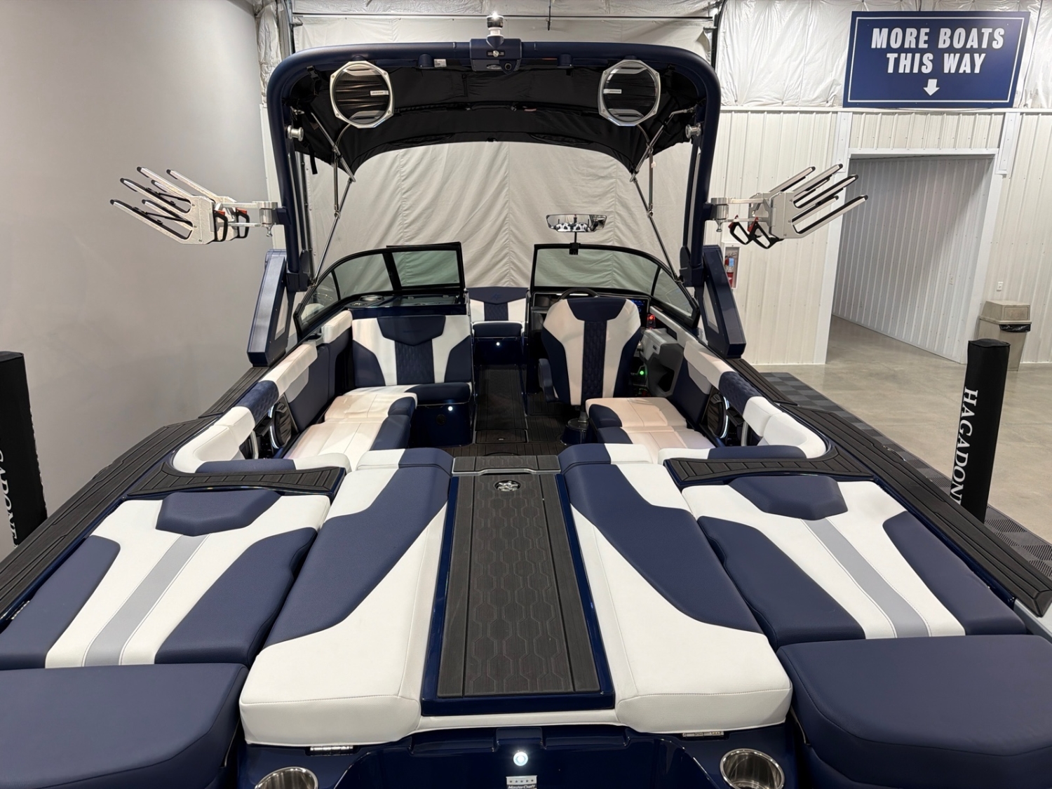 2026 MasterCraft XT24