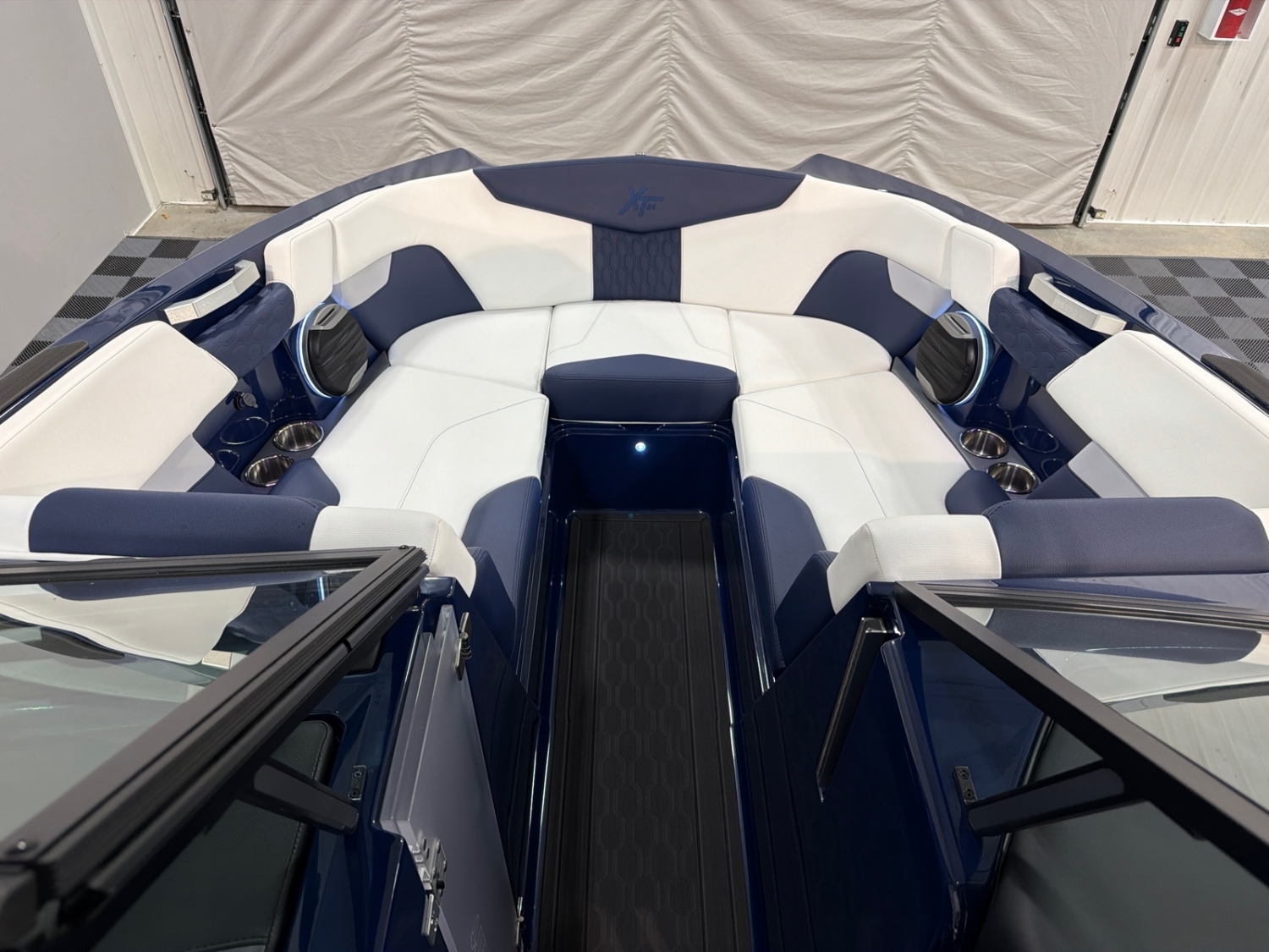 2026 MasterCraft XT24