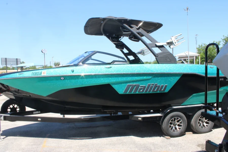 2020-malibu-wakesetter-25-lsv-136916-image4.webp