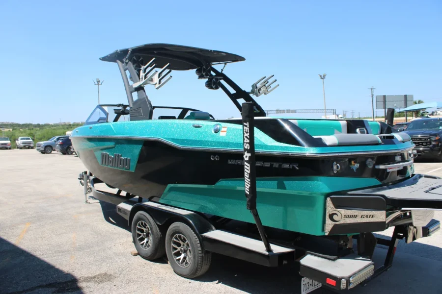 2020-malibu-wakesetter-25-lsv-136916-image5.webp