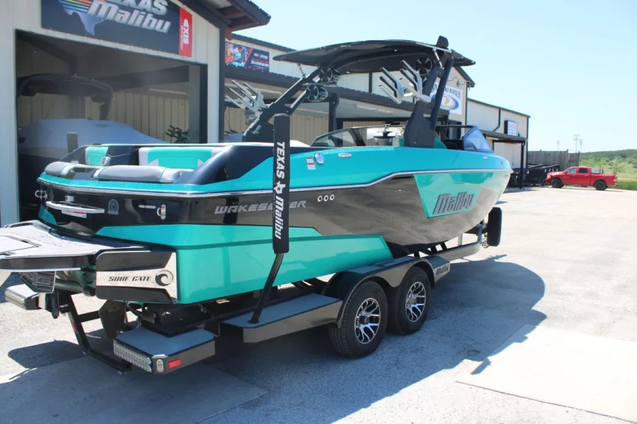 2020-malibu-wakesetter-25-lsv-136916-image6.webp