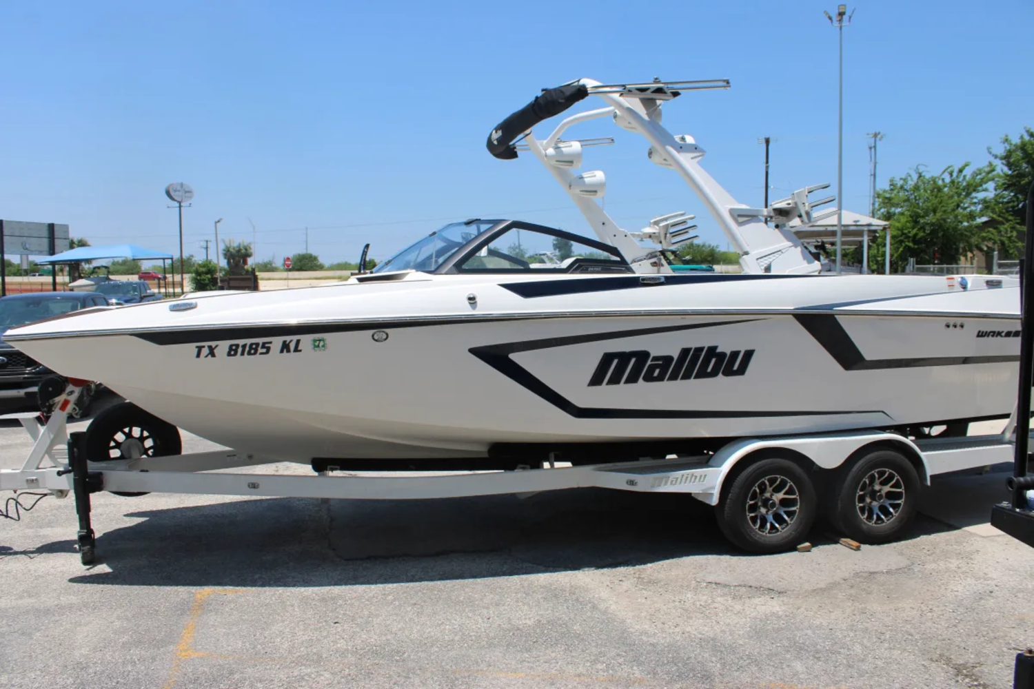 2021 Malibu 24 MXZ