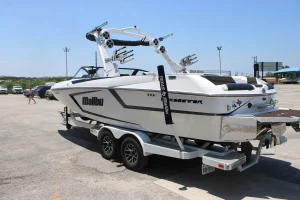 2021-malibu-wakesetter-24-mxz-136922-image5.webp