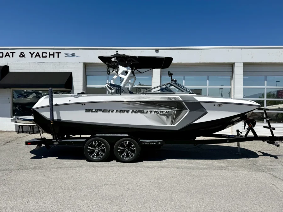 2017-nautique-g23-136923-image0.webp