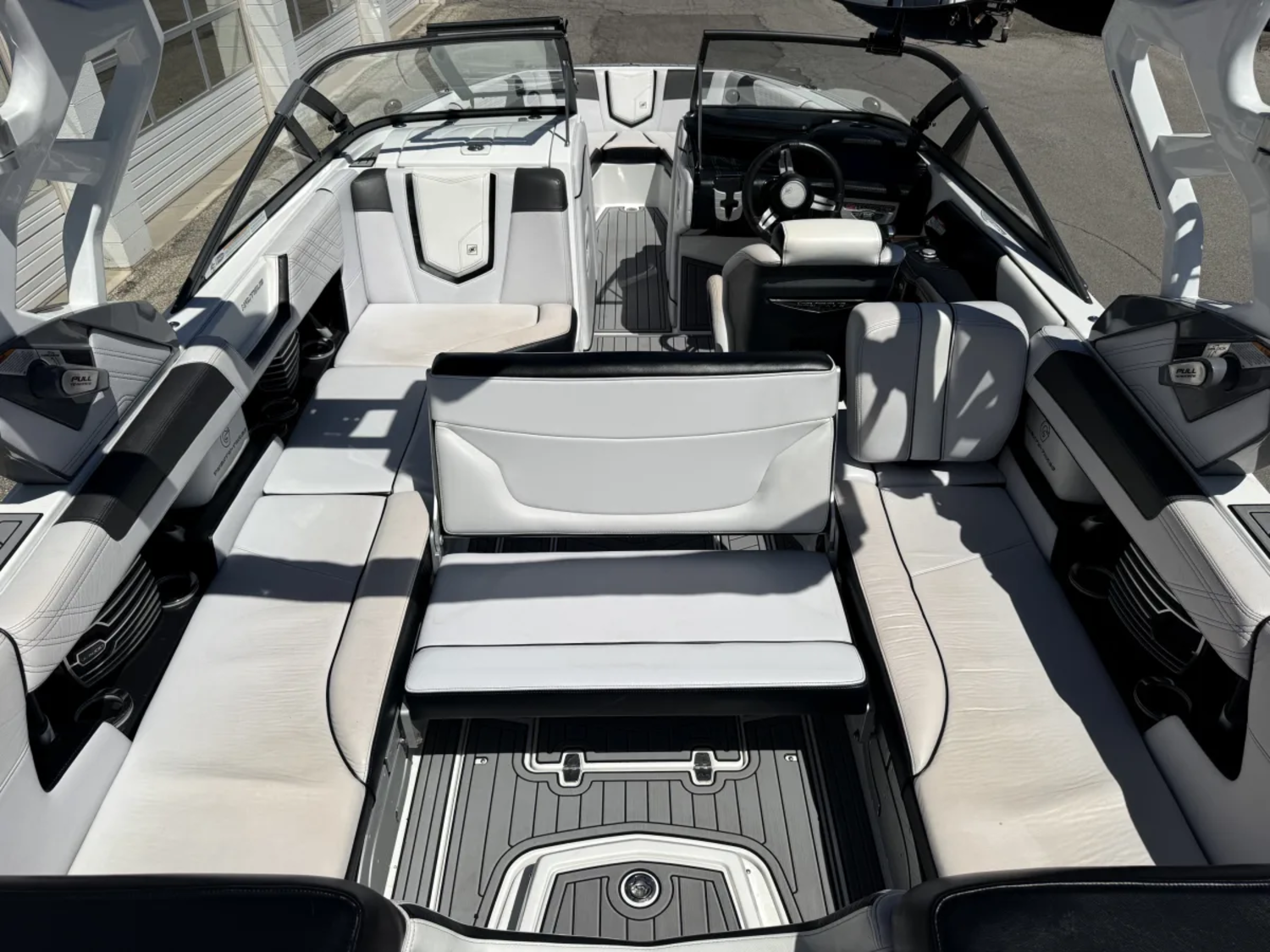 2017 23' Super Air Nautique G23 Bowrider