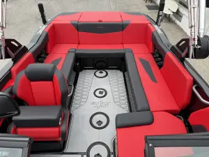 2022-mastercraft-nxt22-136933-image10.webp