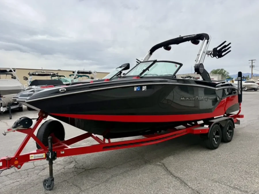 2022-mastercraft-nxt22-136933-image2.webp
