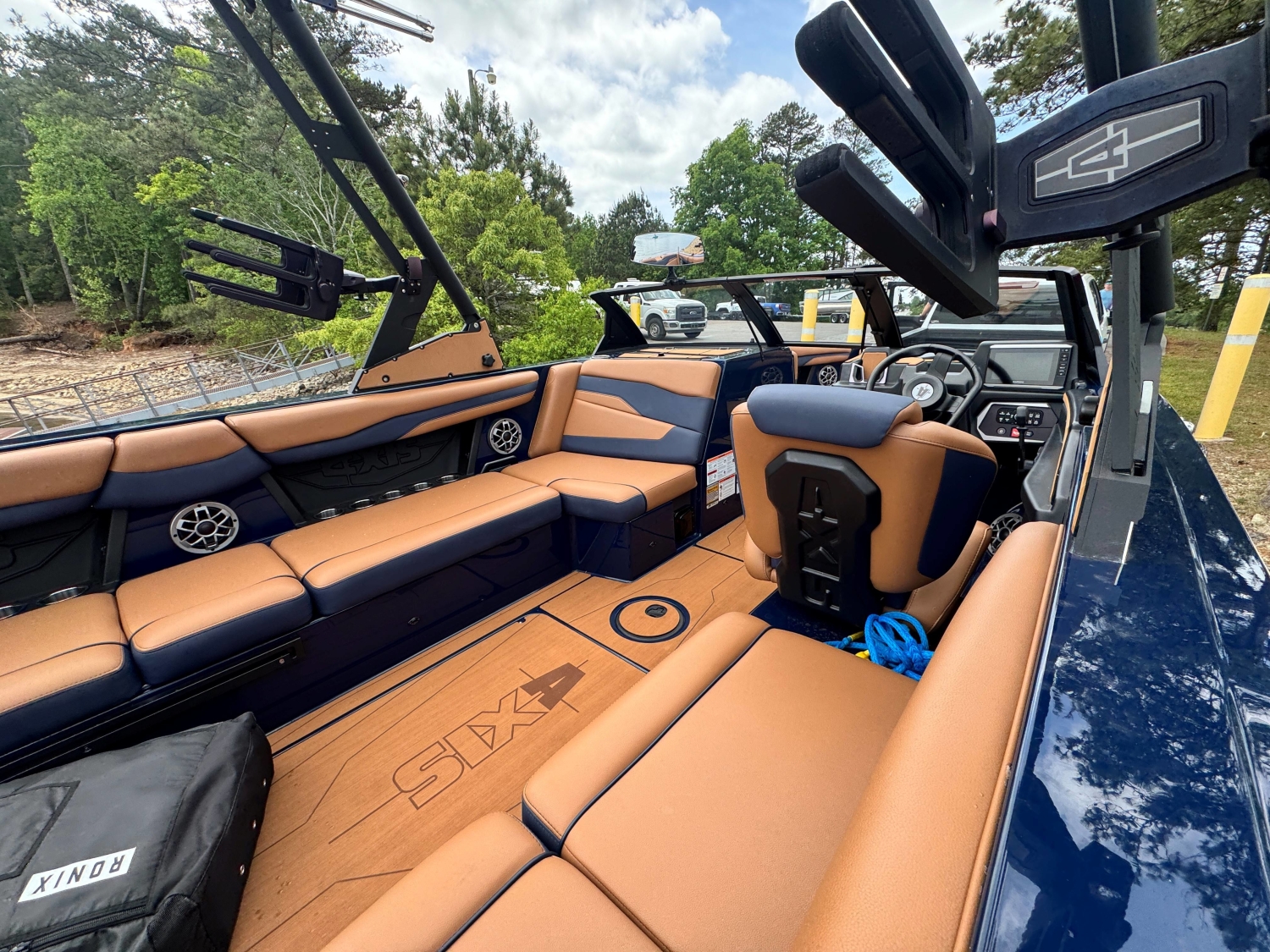 2023 Axis Wake Research T250