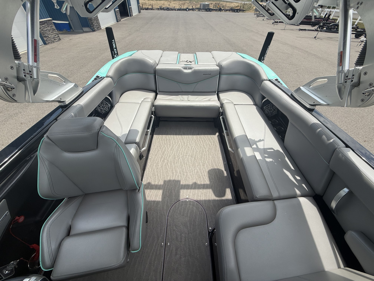 2017 Mastercraft XT23