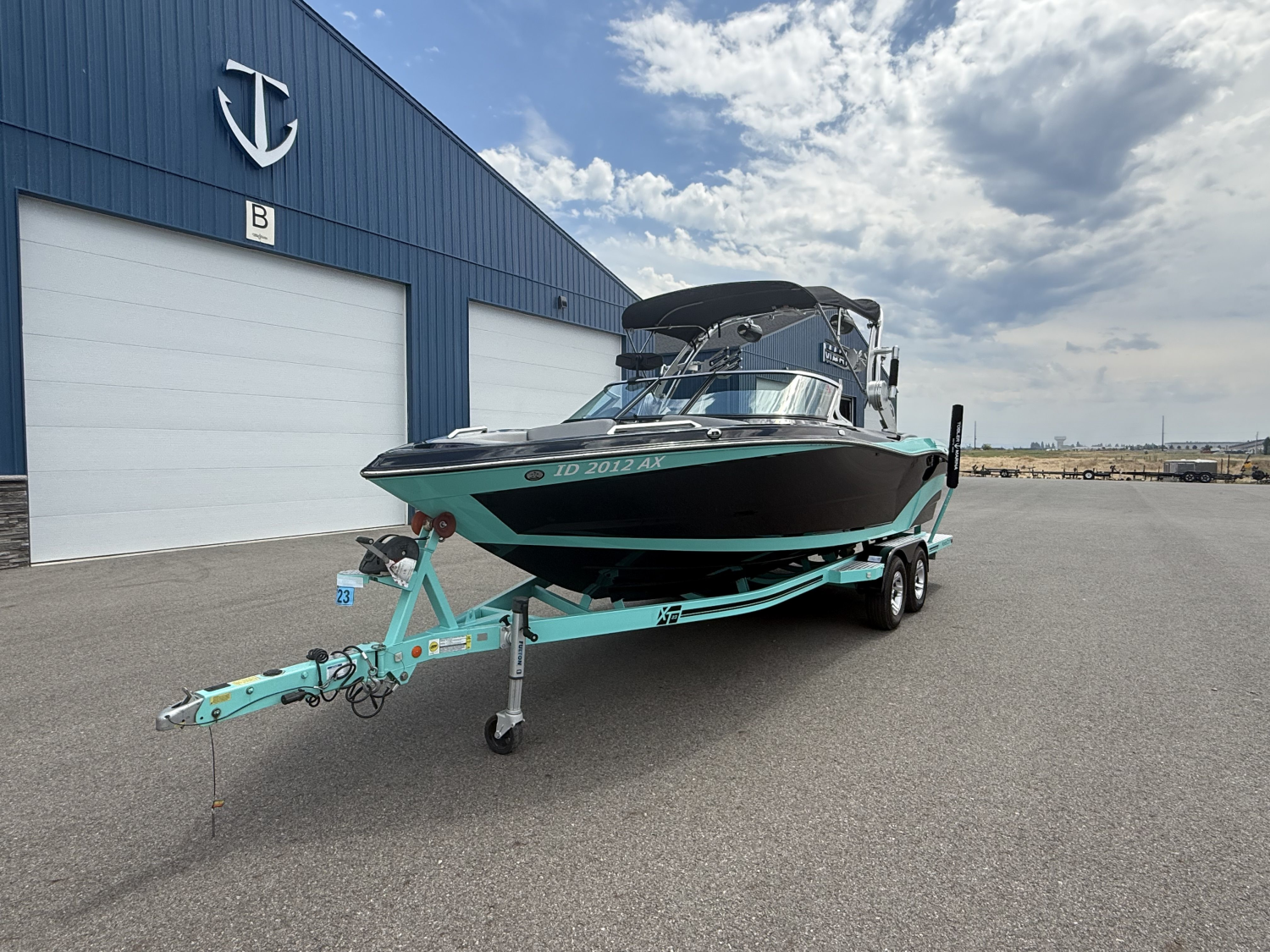 2017 Mastercraft XT23