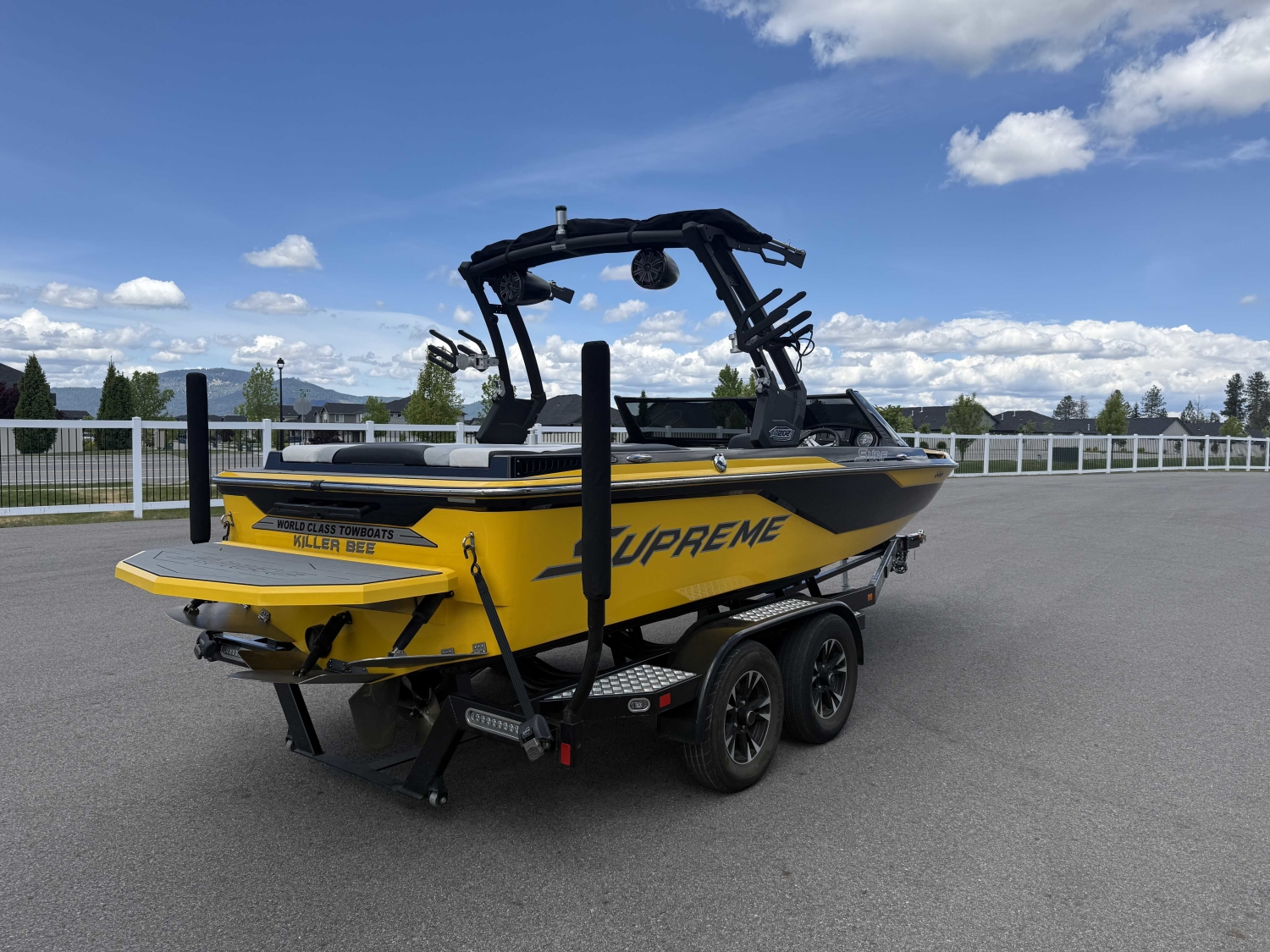 2018 Supreme S202