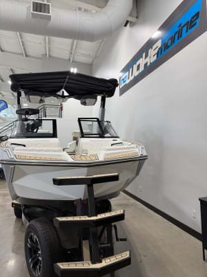 2020-nautique-g23-paragon-136951-image3