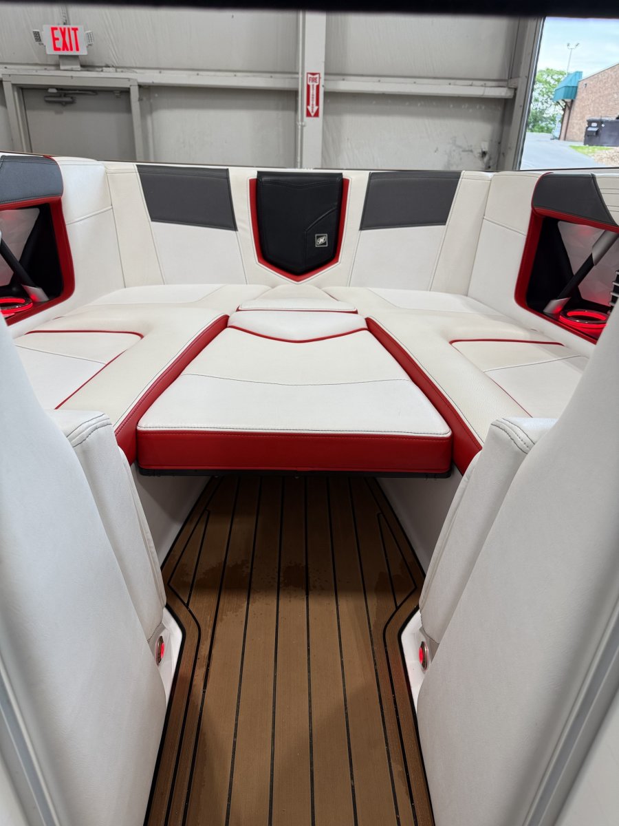 2018-nautique-g23-136953-image11