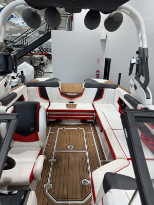 2018-nautique-g23-136953-image12