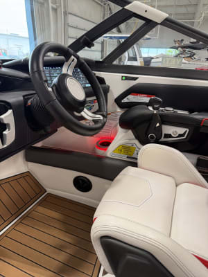 2018-nautique-g23-136953-image13