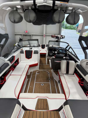 2018-nautique-g23-136953-image5