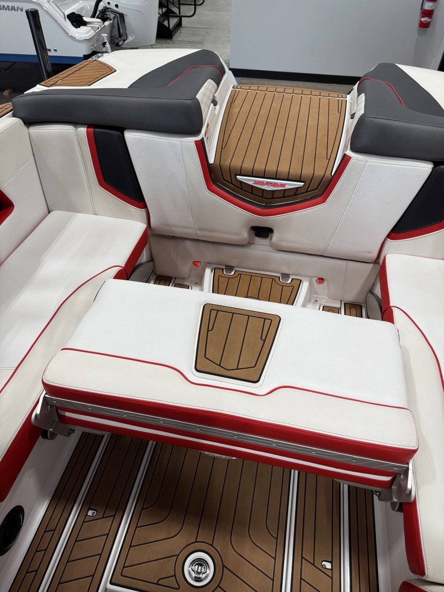 2018-nautique-g23-136953-image9