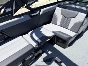 2026-mastercraft-xt24-136960-image20