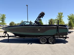 2026-mastercraft-xt24-136960-image6
