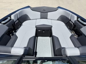 2026-mastercraft-xt24-136960-image9