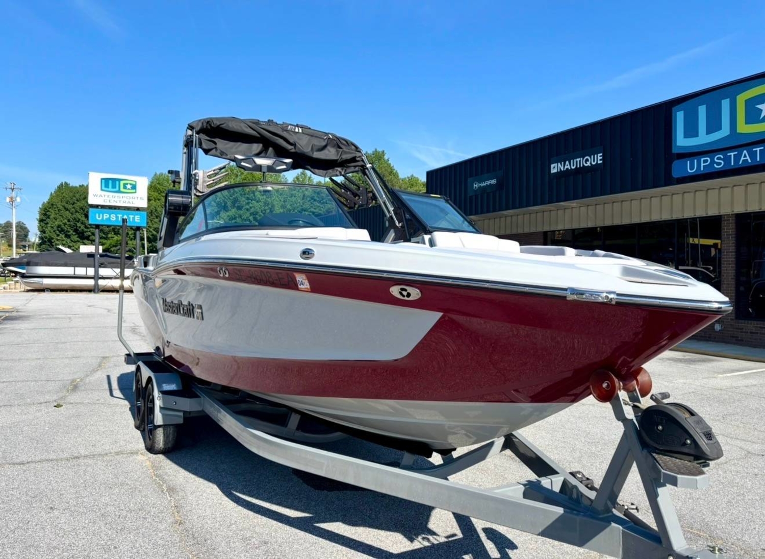 2022 MasterCraft XT23
