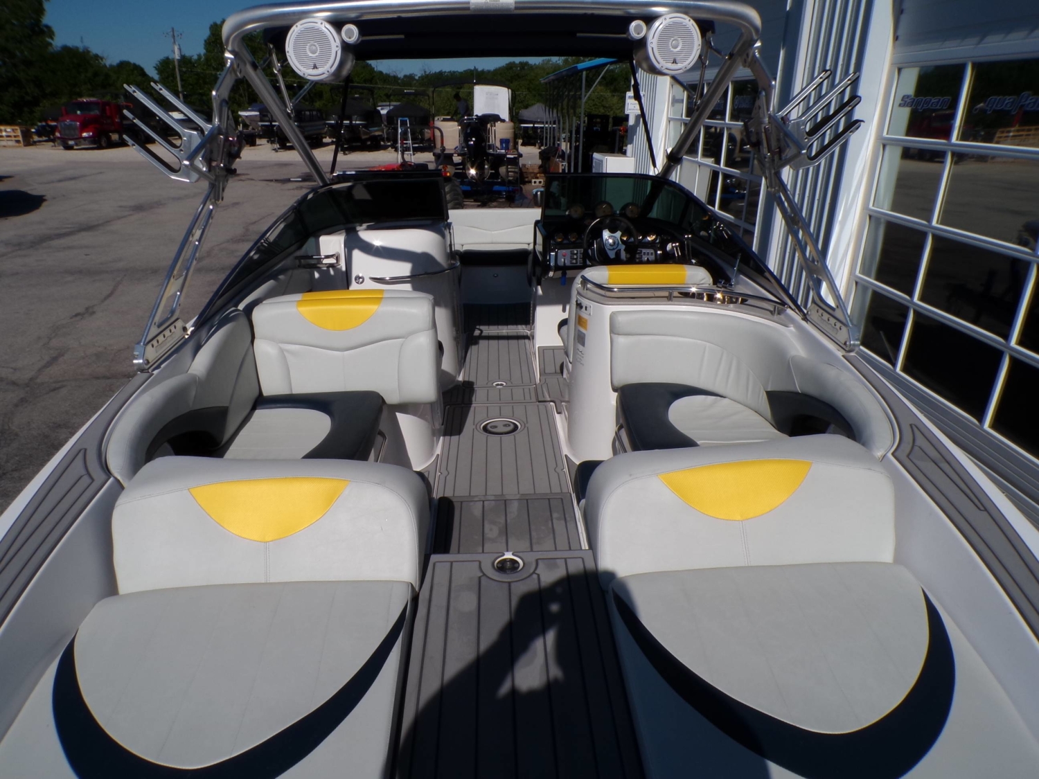 2005 MasterCraft X80