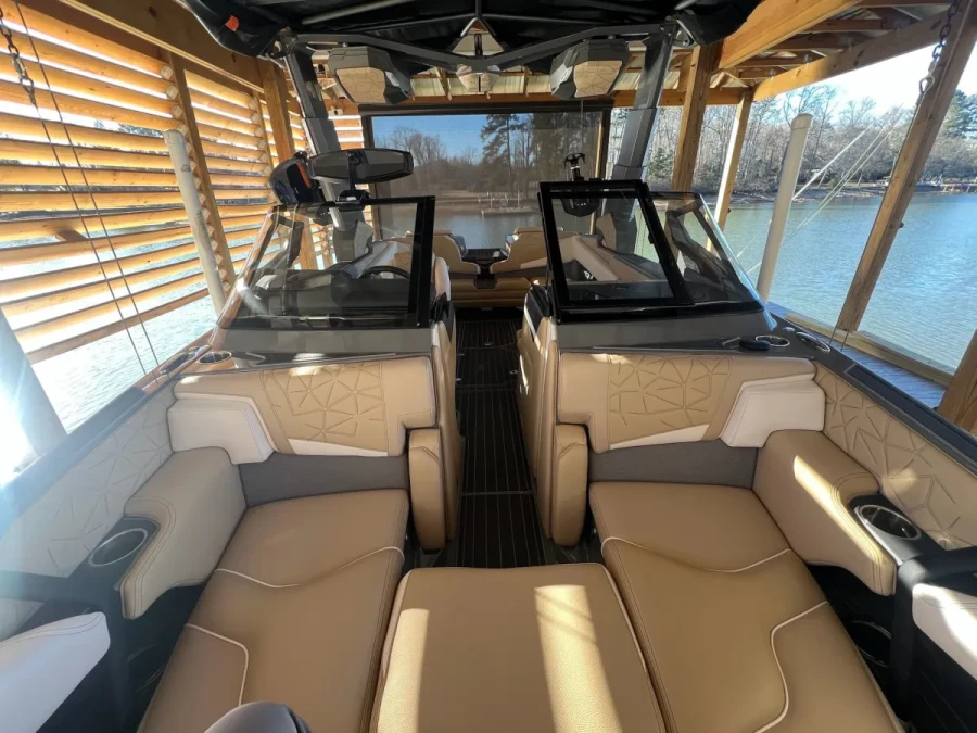 2021-nautique-g23-paragon-136978-image11.webp