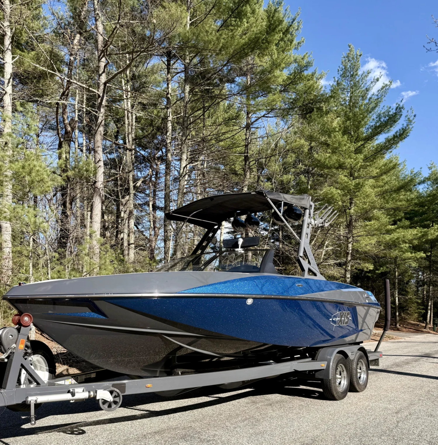 2015 Axis T22
