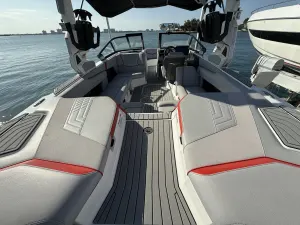 2024-nautique-g23-136994-image15.webp