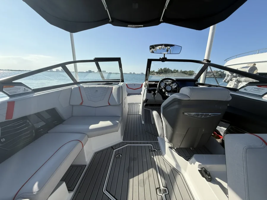 2024-nautique-g23-136994-image18.webp