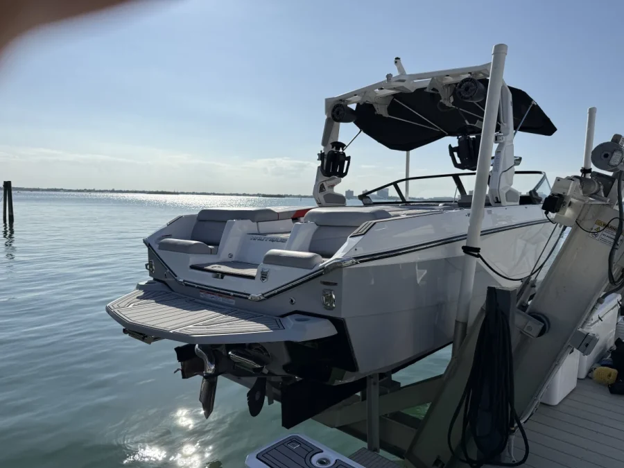 2024-nautique-g23-136994-image3.webp
