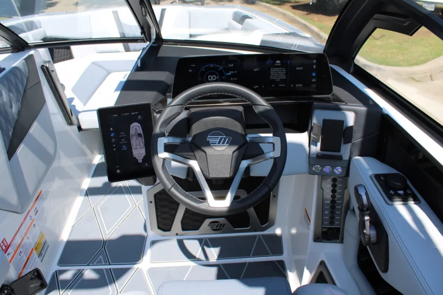 2026-malibu-m230-137004-image16.webp