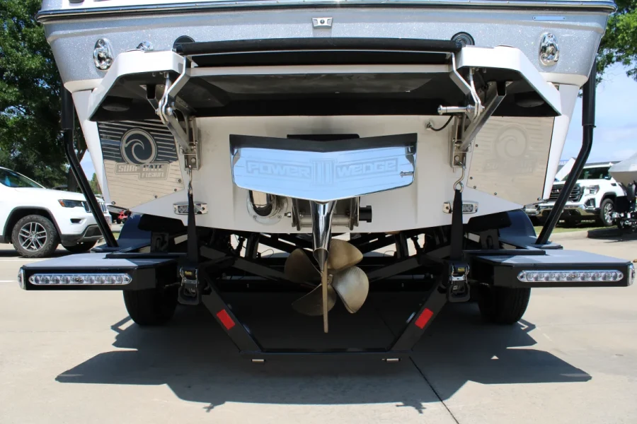 2026-malibu-m230-137004-image7.webp