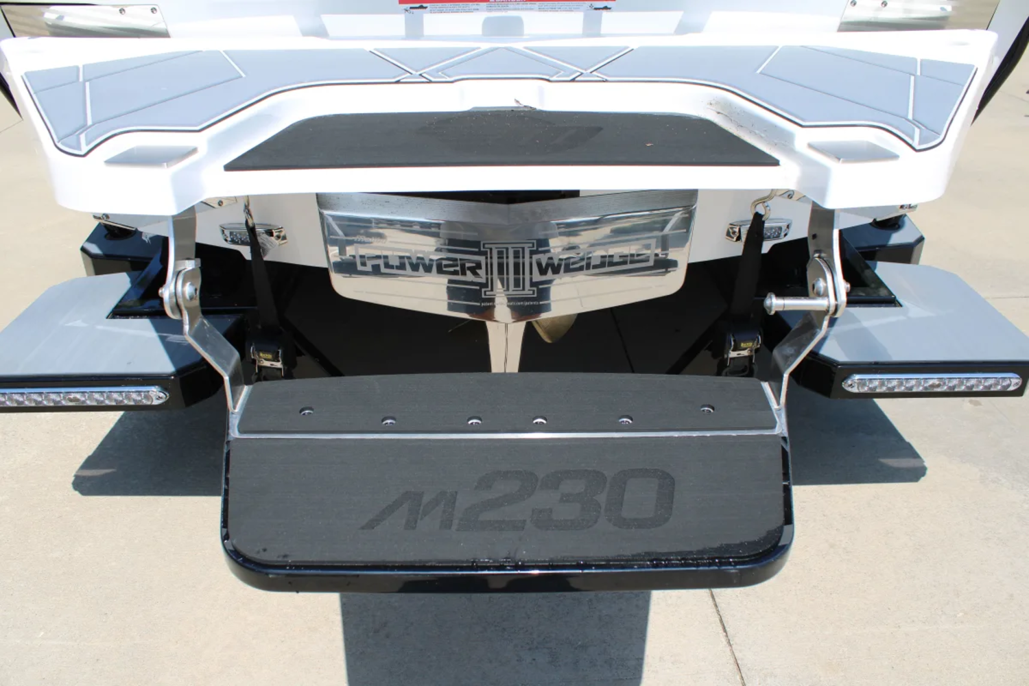 2026 Malibu M230