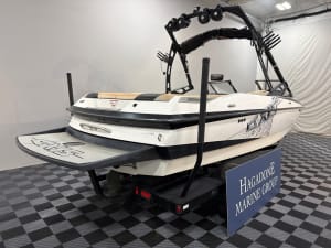 2011-axis-a20-137015-image3