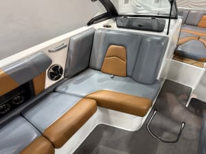 2020-malibu-21-mlx-137021-image12