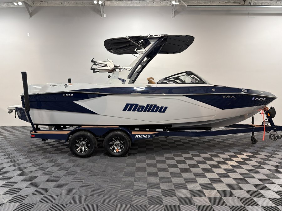 2025-malibu-wakesetter-23-lsv-137025-image2