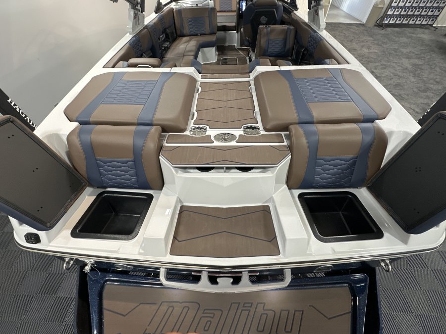 2025-malibu-wakesetter-24-mxz-137033-image10