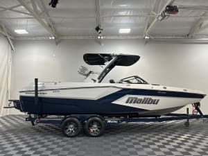 2025-malibu-wakesetter-24-mxz-137033-image1