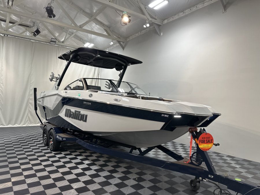2025-malibu-wakesetter-24-mxz-137033-image2