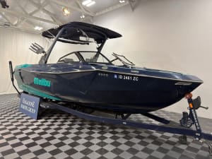 2023-malibu-wakesetter-26-lsv-137039-image2