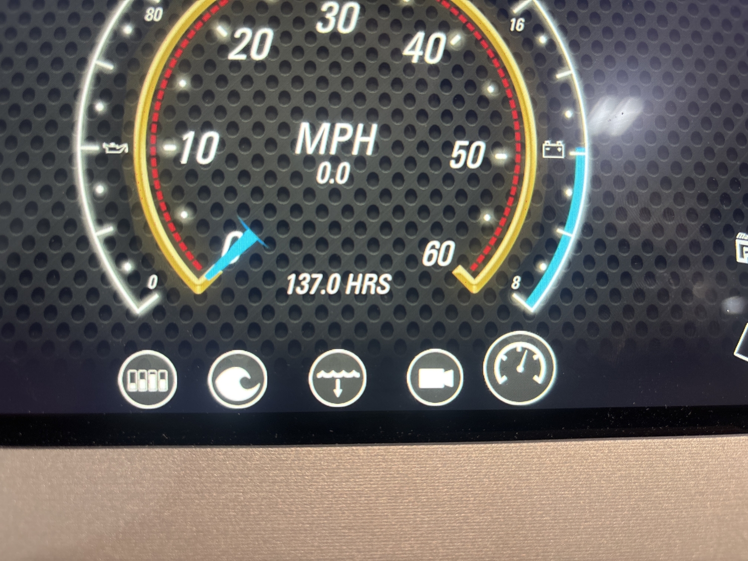 2021 Malibu M240