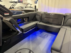 2022-mastercraft-x24-137049-image20