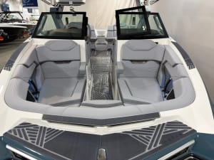2026-mastercraft-x-star-137050-image10